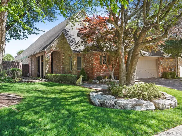 5808 W Orlando Cir, Broken Arrow, OK 74011