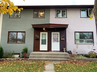 525 Berwick Pl #525, Winnipeg, MB R3L 1B3