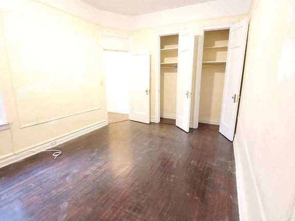 2nd image of 932 Carroll St #1E