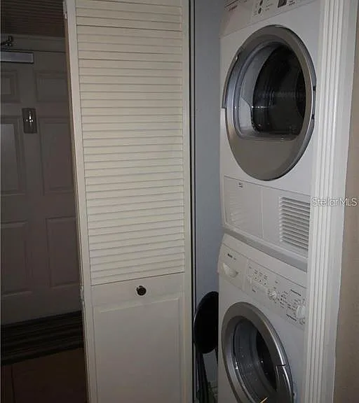 1230 Gulf Blvd #1805 — Photo 15