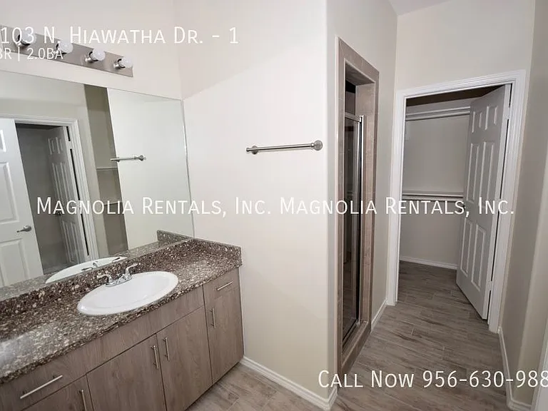 5103 N Hiawatha Dr #1 — Photo 12