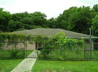 7409 Peachtree St, Houston, TX 77016