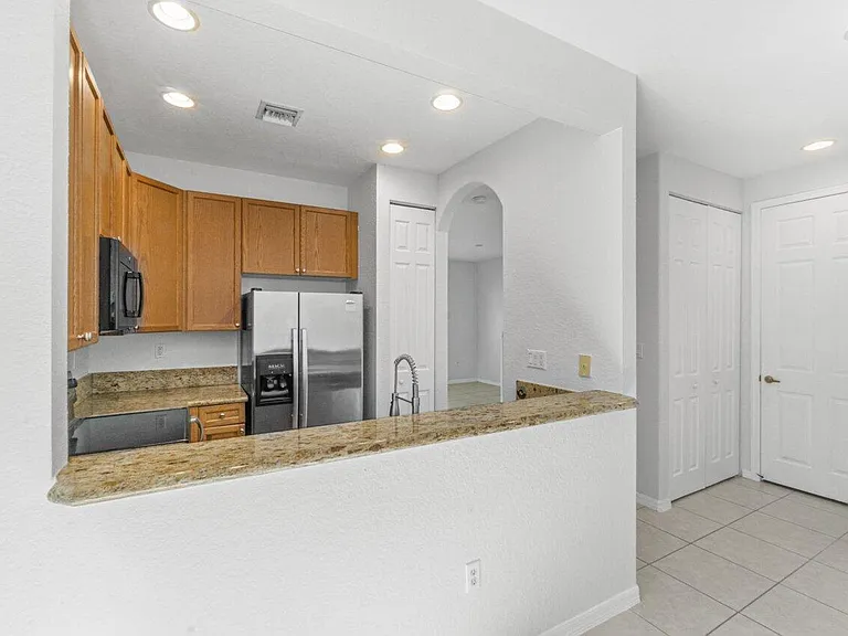 406 Lake Monterey Cir — Photo 11