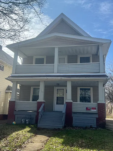 3328 W 86th St Photo 1