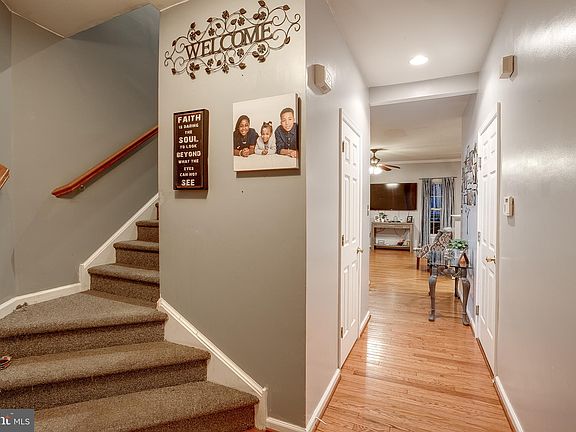 2nd image of 8 Peppermint Dr