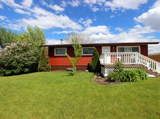 541 2nd Ave SE, Dickinson, ND 58601