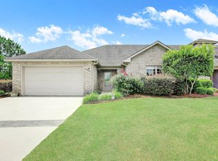 446 Castle Bay Dr #D, Hampstead, NC 28443