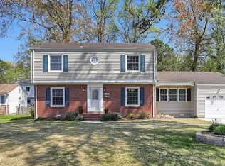 208 Great Hall Ct, Virginia Beach, VA 23452