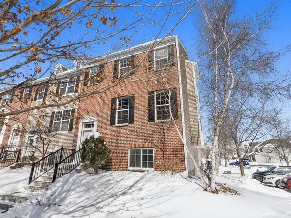 4462 Bulrush Blvd, Shakopee, MN 55379