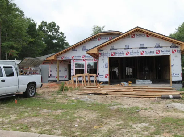 212 Eleases Xing, Crestview, FL 32536