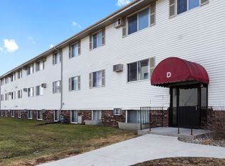 Park Ridge Apartments, Des Moines, IA 50315