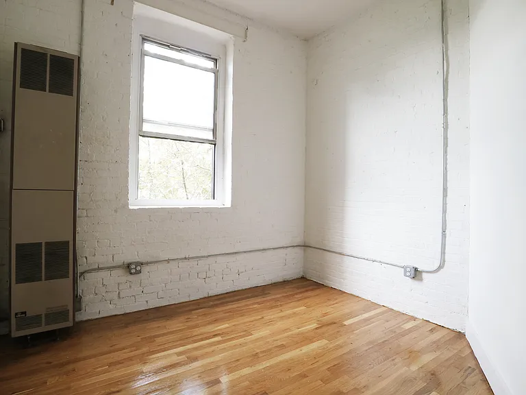 885 Park Ave #5E — Photo 6