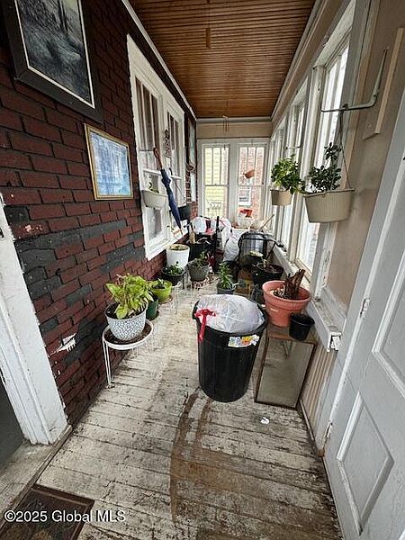 3rd image of 11 Lefferts Street