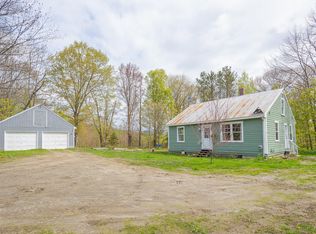 1083 Fairbanks Rd, Farmington, ME 04938