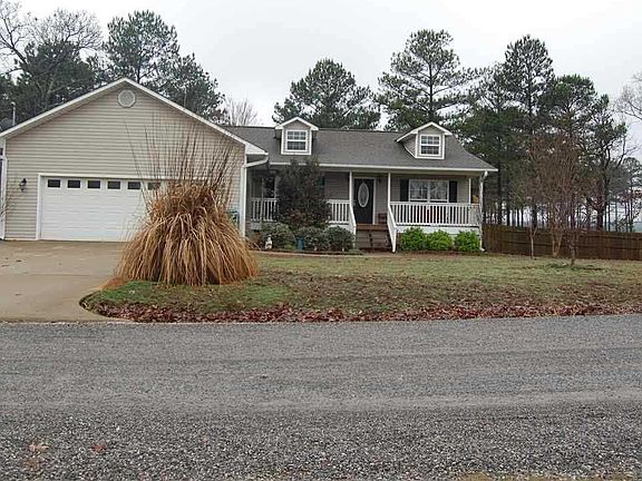 3rd image of 100 Hunter Dr