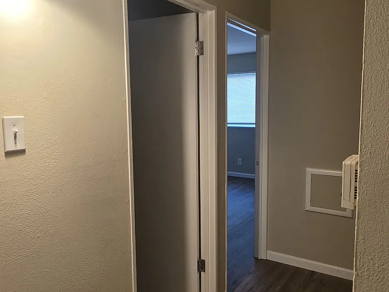 2259 Ainsworth Dr — Photo 15