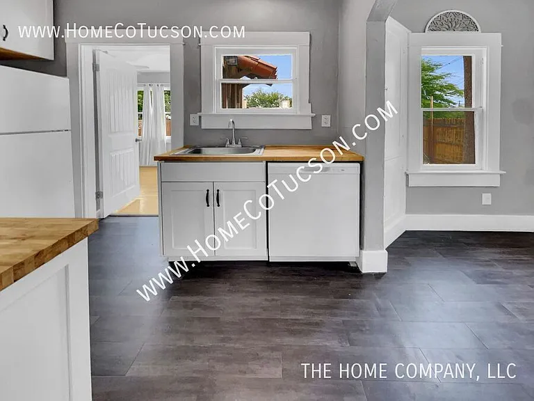 1401 N Camilla Blvd — Photo 14