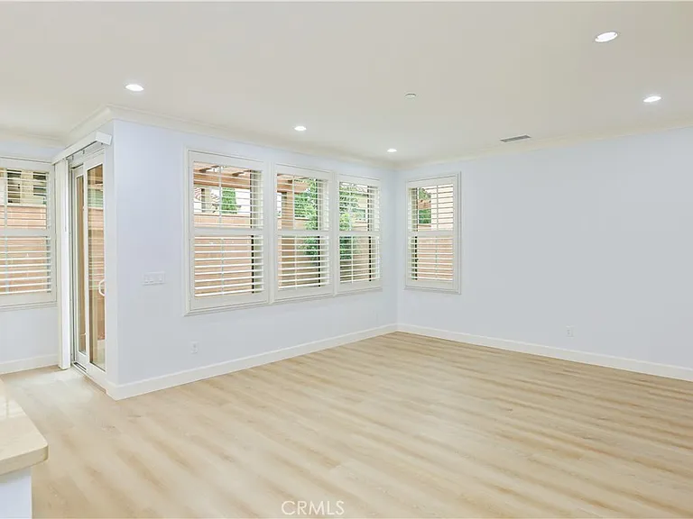29 Oakfield — Photo 4