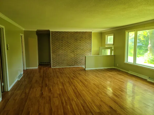 (undisclosed Address), Edgerton, WI 53534