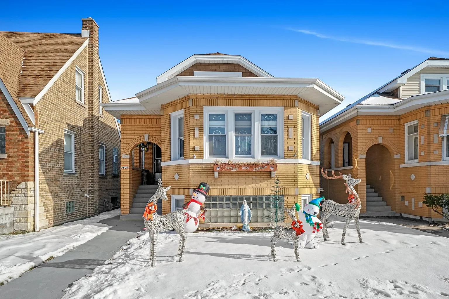 3809 Euclid Ave photo 1