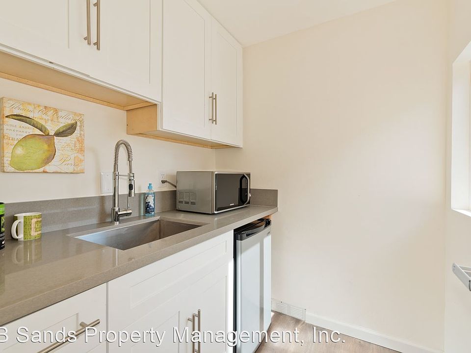1st image of 3047 Macaulay St #3047.5