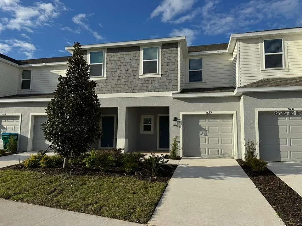 7629 Waterscape Dr