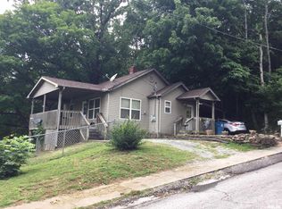 110 Joseph St, Cobden, IL 62920