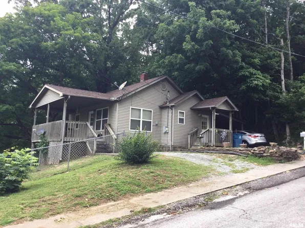 110 Joseph St, Cobden, IL 62920