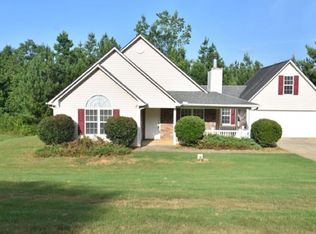 509 Brewer Dr, Locust Grove, GA 30248