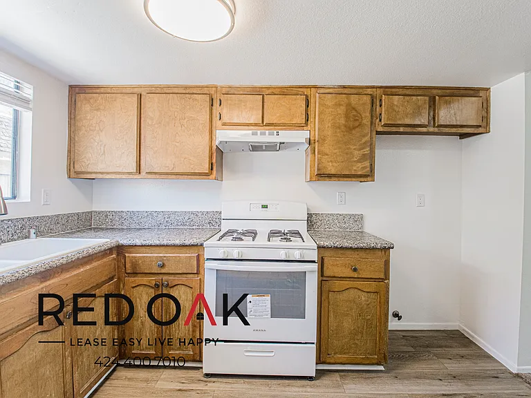 4745 W 173rd St #103 — Photo 7