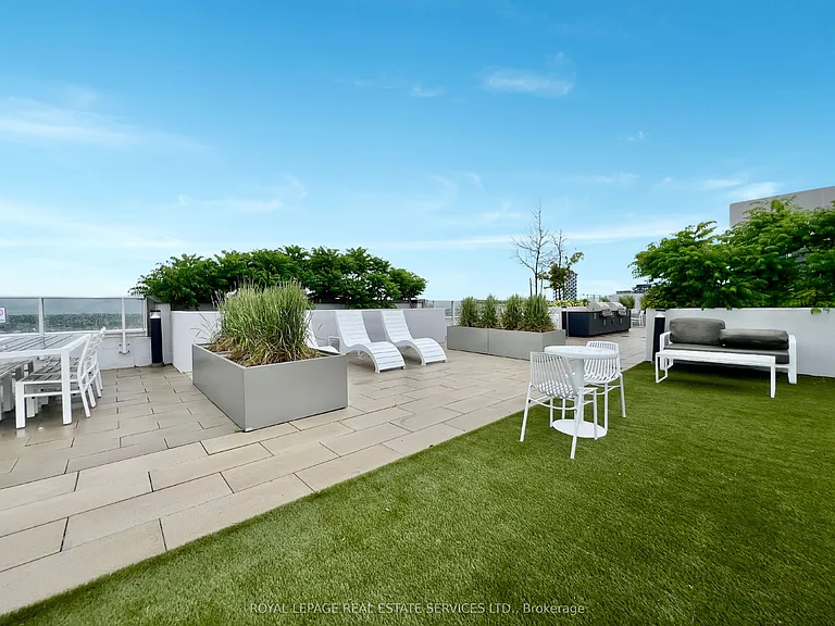 412 Silver Maple Rd #308 — Photo 36