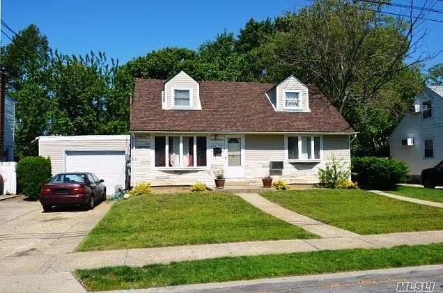 1st image of 648 Dorothea Ln