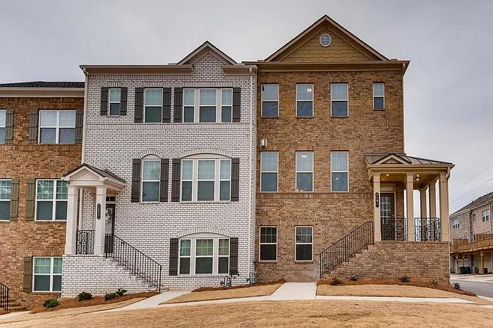 3 bed, 3.5 bath, 2160 sqft, $3,400 — Photo 1