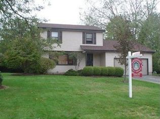 530 Oriole Dr, Hubbard, OH