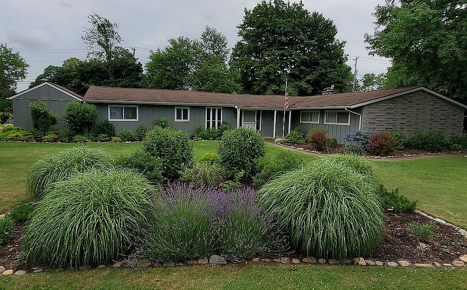 1st image of 5703 Brewster Ln