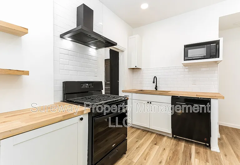 226 Greenwich Ave — Photo 7