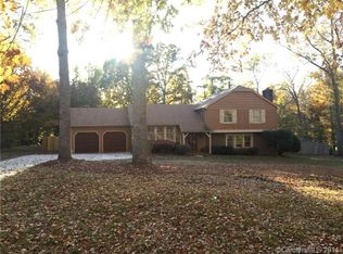 2100 E Providence Dr, Charlotte, NC 28270