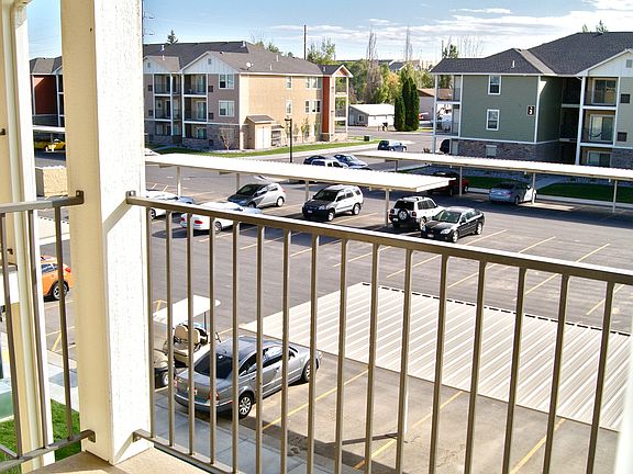 5th image of 940 S 5th W APT 15105