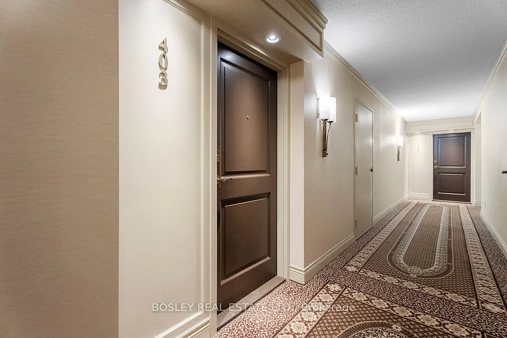 The Wellington — Photo 1