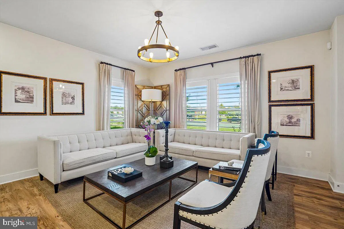 2 bed, 2.5 bath, 1500 sqft, $3,100 — Photo 2