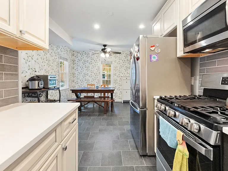 1225 S Buchanan St — Photo 10