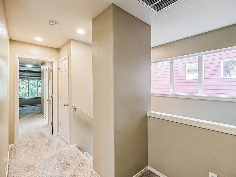 949 SE Tamango St — Photo 27