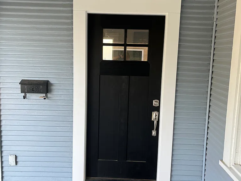 615 W Summit Ave — Photo 4