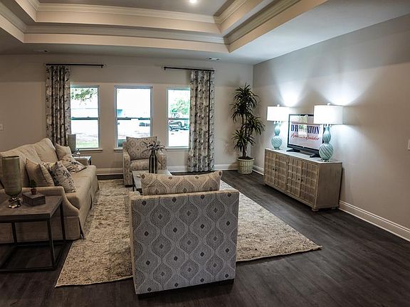 2nd image of 5108 Grand Oak Cir