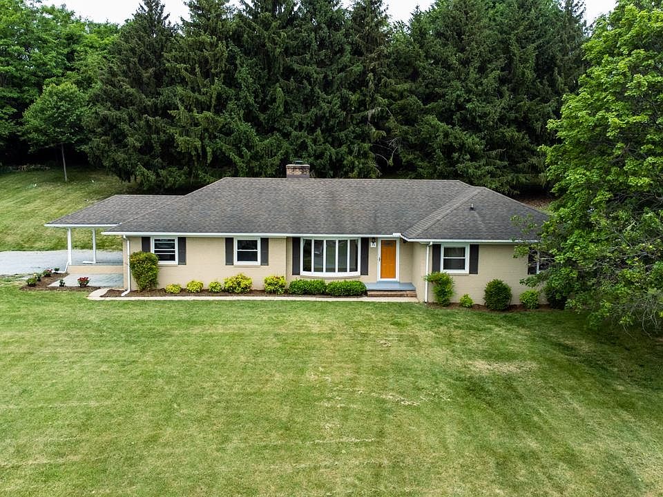 1st image of 75 Middle River Dr