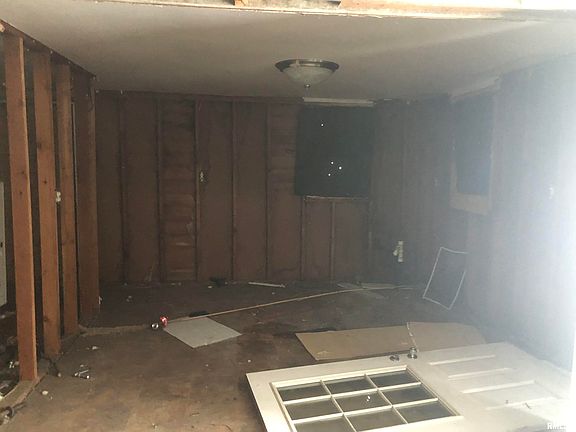 4th image of 1512 Watch Ave