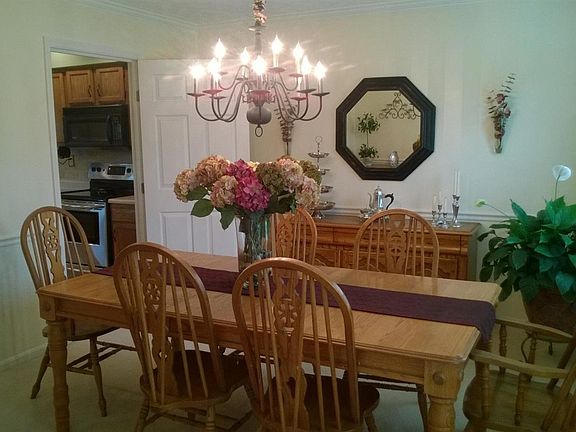 5th image of 8296 Lindfield Dr