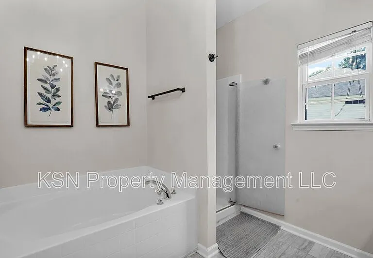 121 Tappan Zee Dr — Photo 24