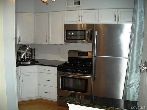 5th image of 303 N Hamilton St APT L