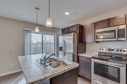603 William St Photo 1